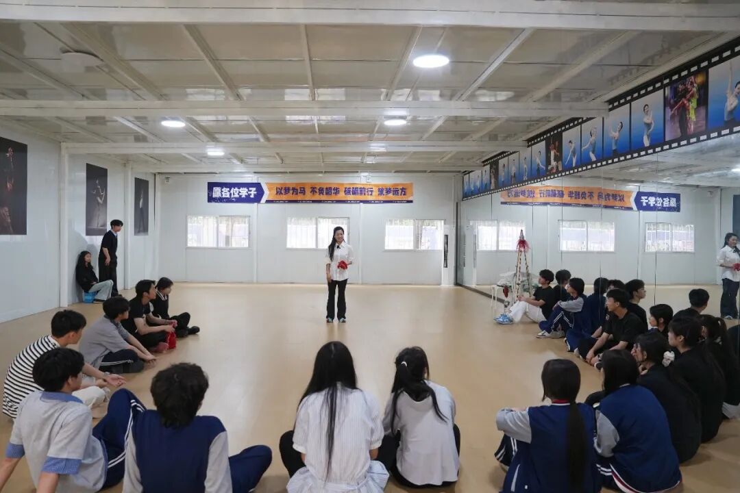 沉浸式非遗美育!秦腔名家李晓娟走进博雅,解锁《主角》之外的秦腔真韵