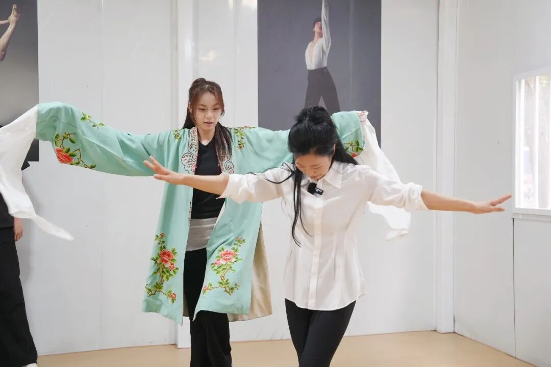 沉浸式非遗美育!秦腔名家李晓娟走进博雅,解锁《主角》之外的秦腔真韵