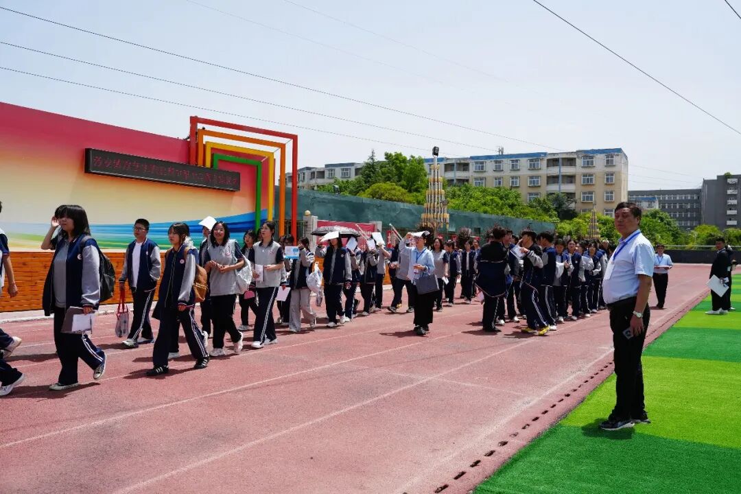 这一站,平稳落地!博雅师生携手完成的一场“温暖接力”