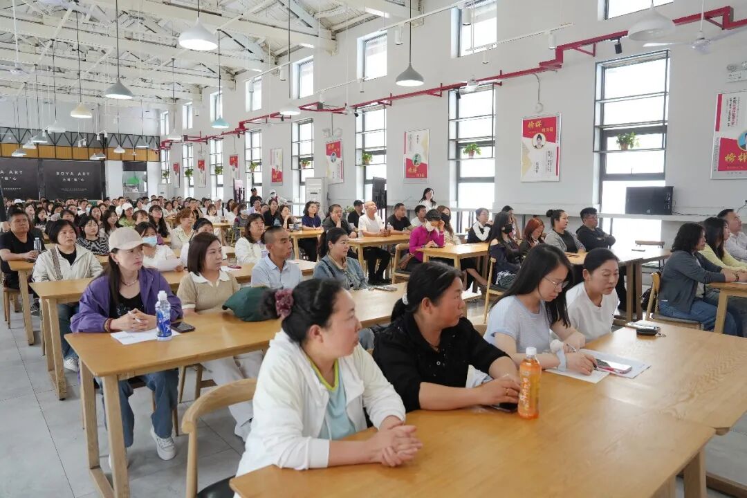 西安博雅艺术职业高中:生涯引路 选科赋能 家校共筑成才路