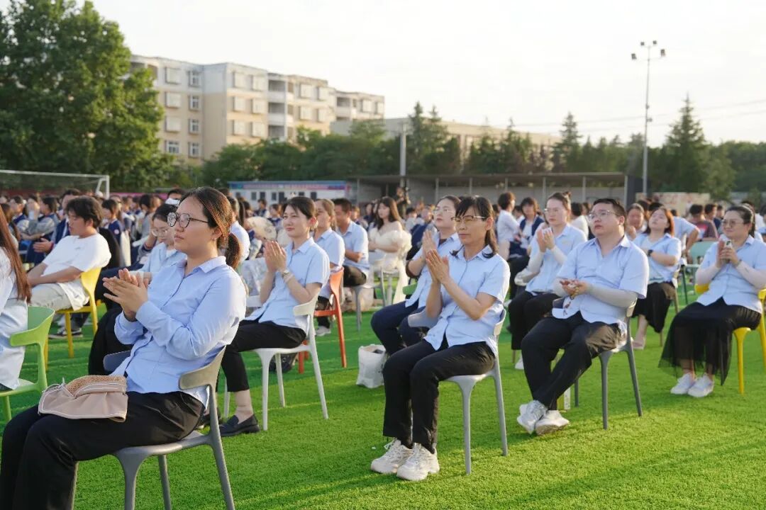 西安博雅艺术职业高中2026届毕业典礼:这一路,我们不散场