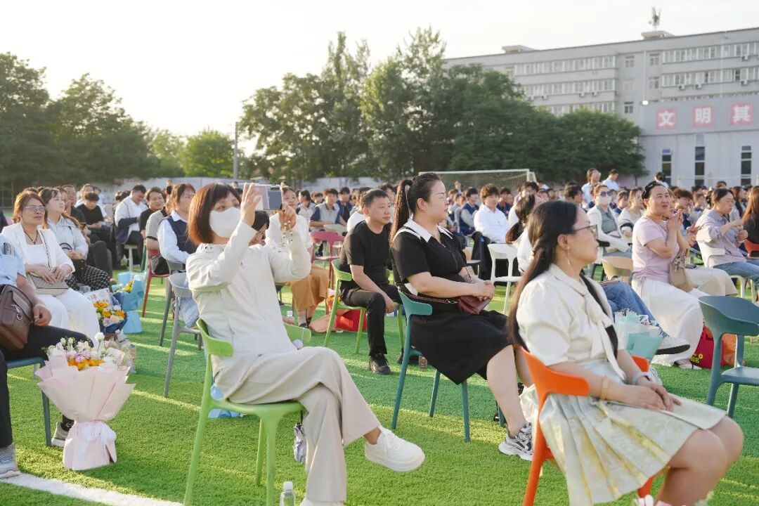 西安博雅艺术职业高中2026届毕业典礼:这一路,我们不散场